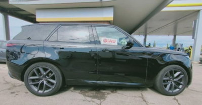 Land Rover Range Rover Sport 3.0D l6 249 CV HSE Dynamic Stealth (7)