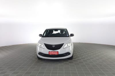 Lancia Ypsilon 1.0 FireFly 5 porte S&S Hybrid Silver Plus usata