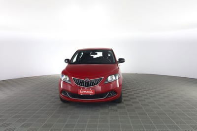 Lancia Ypsilon 1.0 FireFly 5 porte S&S Hybrid Silver Plus usata