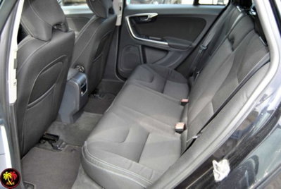Volvo V60 D2 1.6 Kinetic (12)