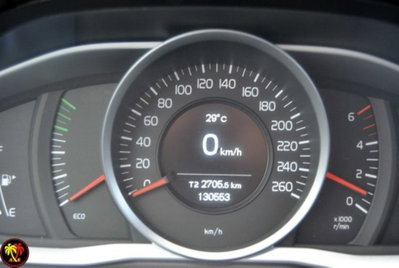 Volvo V60 D2 1.6 Kinetic (5)