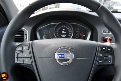 Volvo V60 D2 1.6 Kinetic (9)