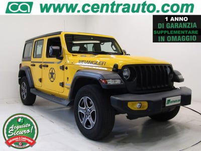 Jeep Wrangler Unlimited 2.2 Mjt II Sahara usata