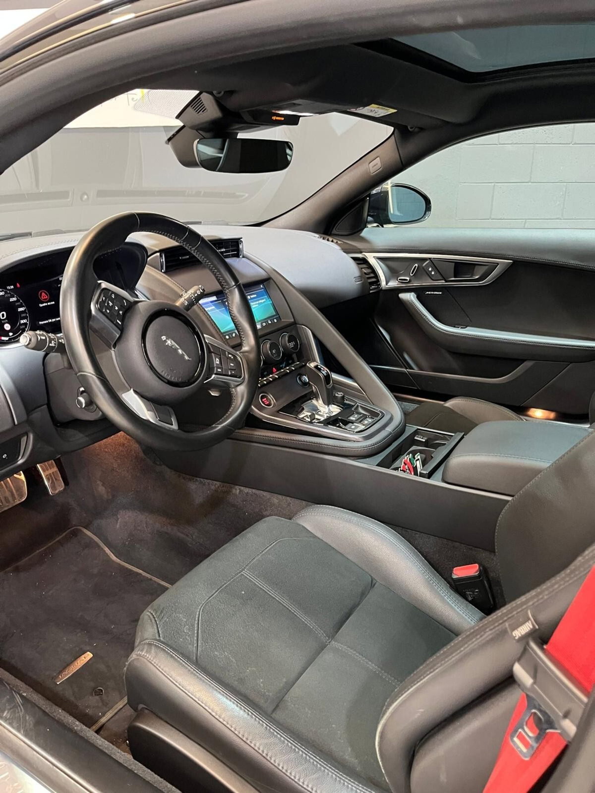 Jaguar F-Type Coupé 2.0 aut. Coupé R-Dynamic Black (18)