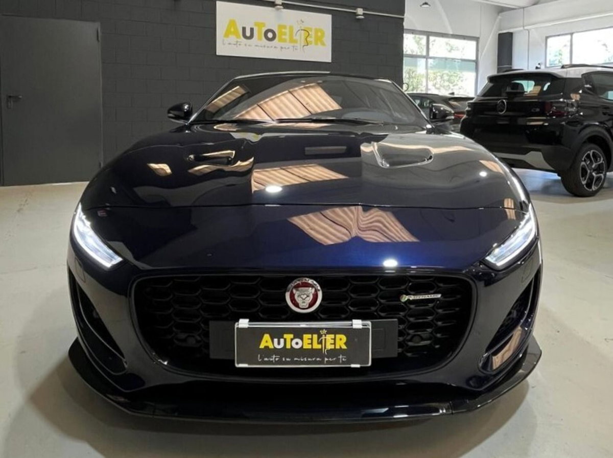 Jaguar F-Type Coupé 2.0 aut. Coupé R-Dynamic Black (4)