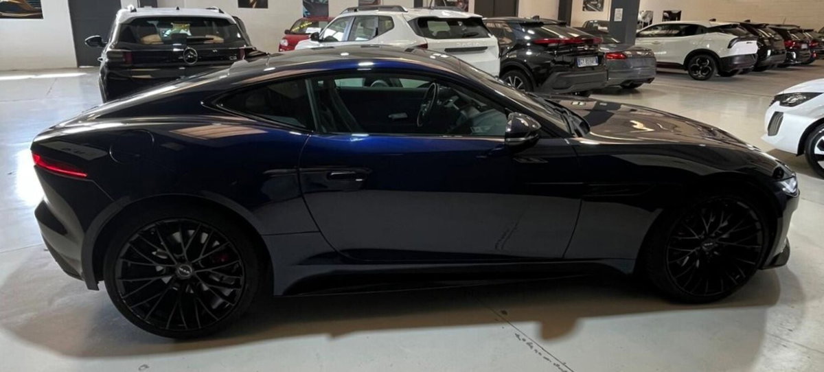 Jaguar F-Type Coupé 2.0 aut. Coupé R-Dynamic Black (5)