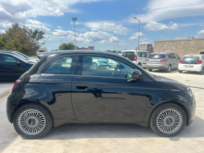 Fiat 500 Cabrio Red Cabrio 23,65 kWh (5)