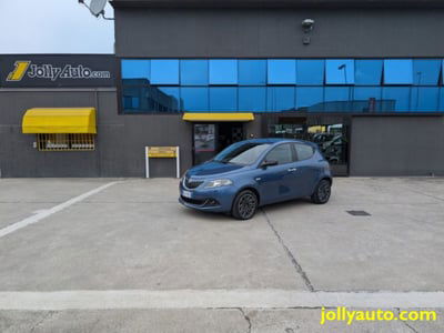 Lancia Ypsilon 1.0 FireFly 5 porte S&S Hybrid Gold Plus usata