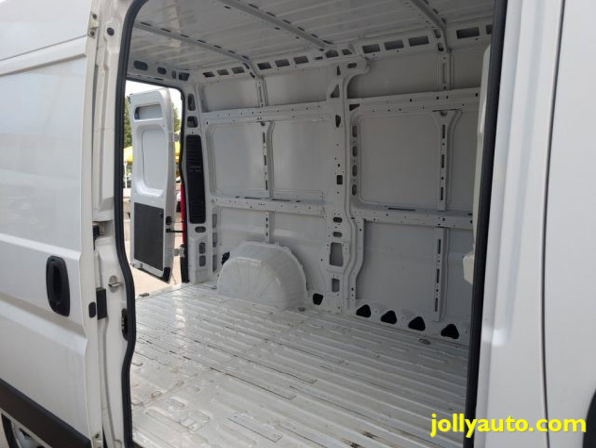 Fiat Ducato Furgone Vetrato 35 MH2 3.0 CNG 136cv  E6d-temp (16)