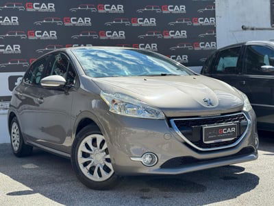 Peugeot 208 HDi 68 CV 5 porte Allure usata