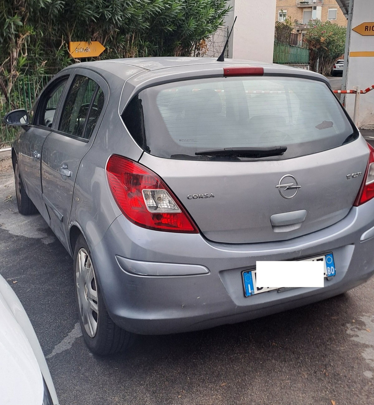 Opel Corsa 1.3 CDTI 75CV 5 porte Cosmo (2)