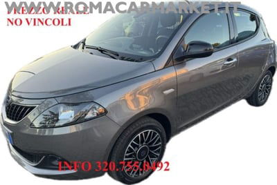 Lancia Ypsilon 1.0 FireFly 5 porte S&S Hybrid Ecochic A. Ferretti usata