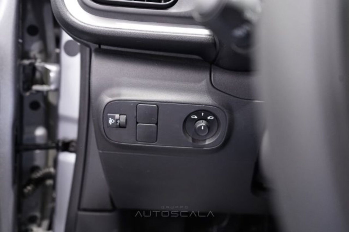 Citroen C3 1.2 puretech You s&s 83cv neopatentati (12)