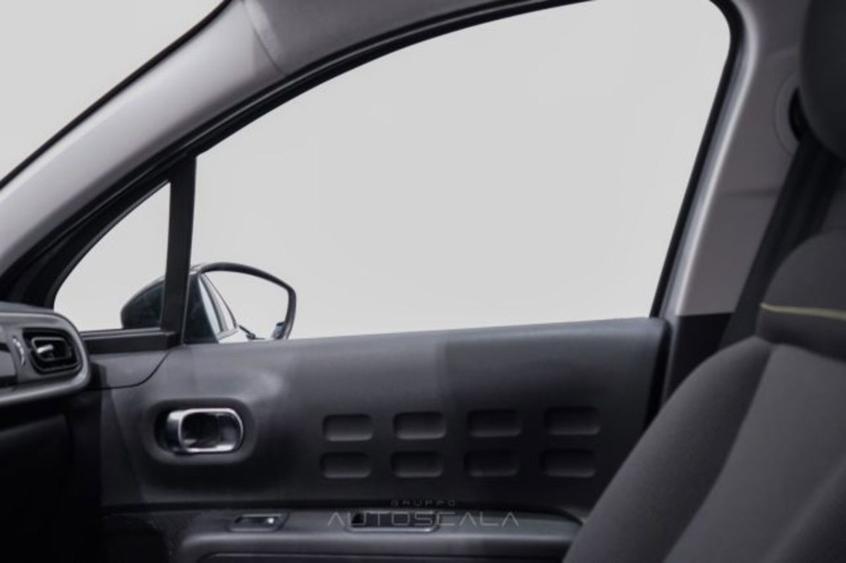 Citroen C3 1.2 puretech You s&s 83cv neopatentati (19)