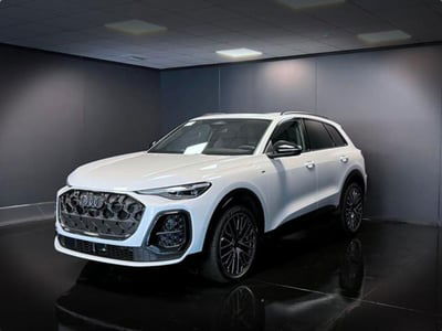 Audi Q5 40 2.0 tdi mhev 12V S line quattro s-tronic nuova