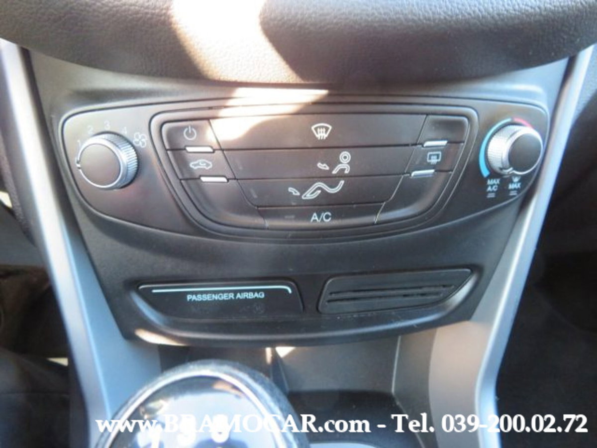 Ford B-Max B-Max 1.5 TDCi 75 CV Plus (19)