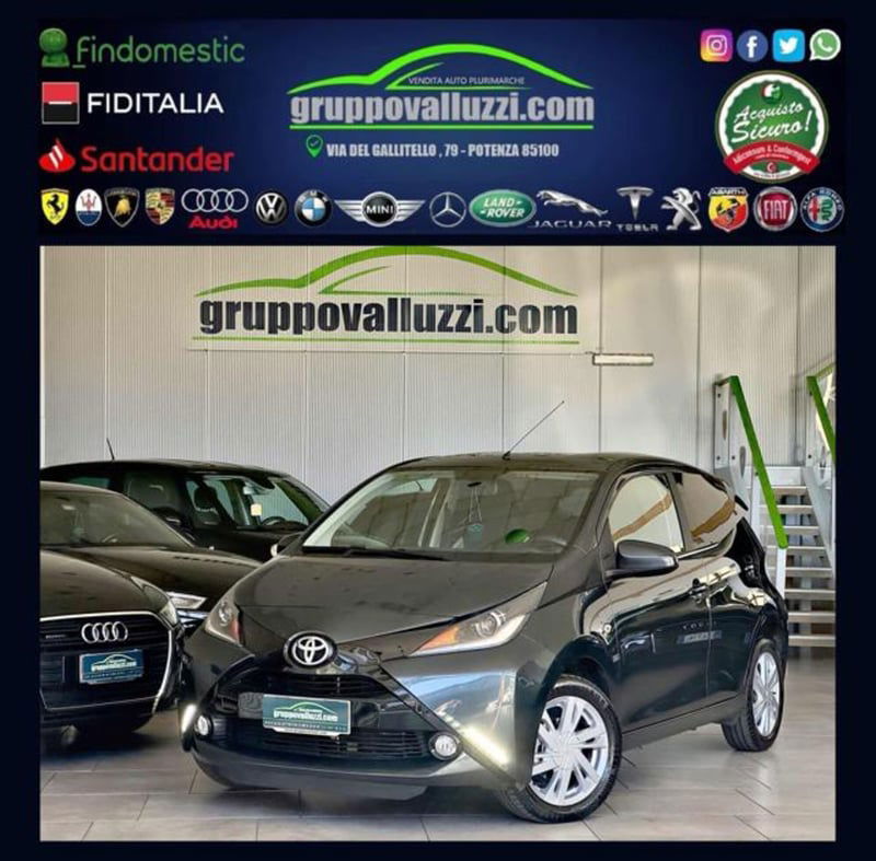 Toyota Aygo 1.0 VVT-i 69 CV 5 porte x-clusiv