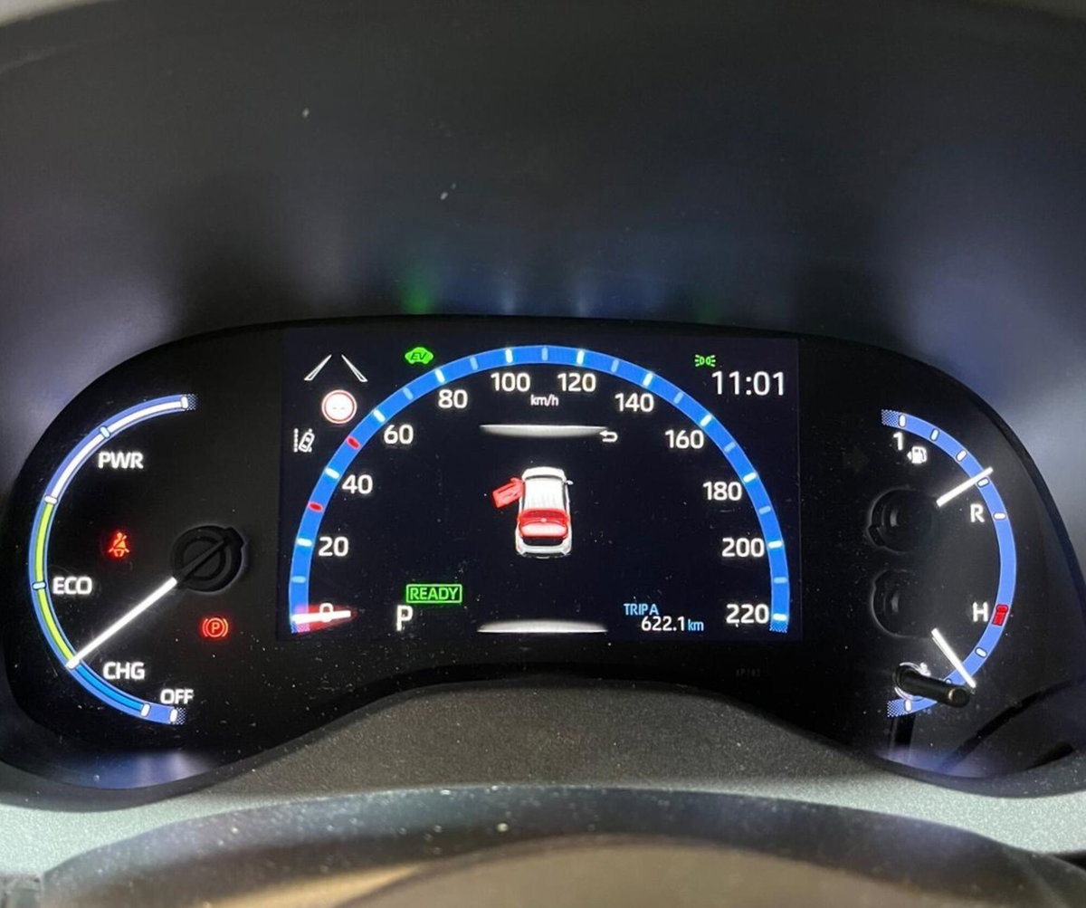 Toyota Yaris Cross 1.5 Hybrid 5p. E-CVT Trend (18)