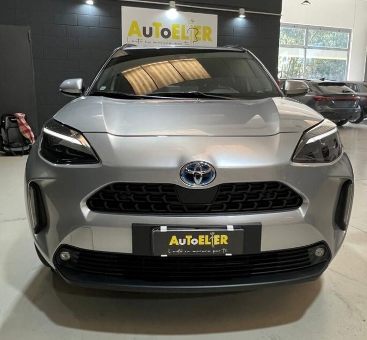 Toyota Yaris Cross 1.5 Hybrid 5p. E-CVT Trend (4)
