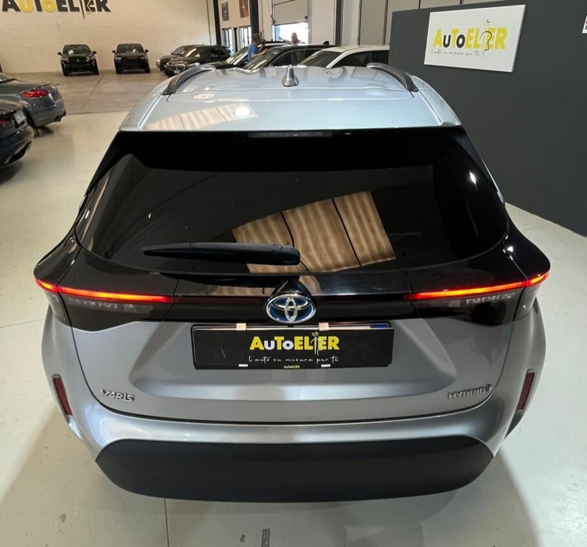 Toyota Yaris Cross 1.5 Hybrid 5p. E-CVT Trend (8)