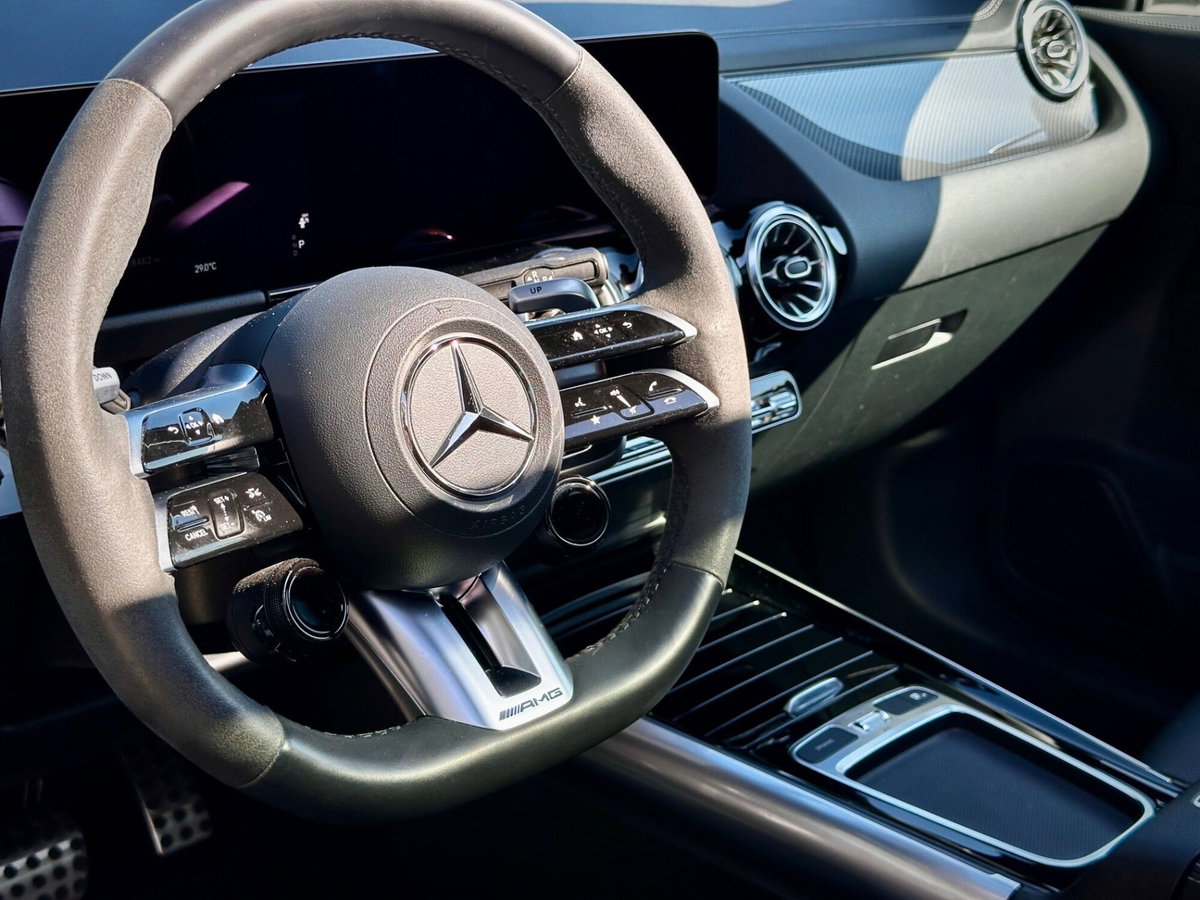 Mercedes-Benz GLA SUV AMG 35 AMG Line Premium Plus 4matic auto (13)