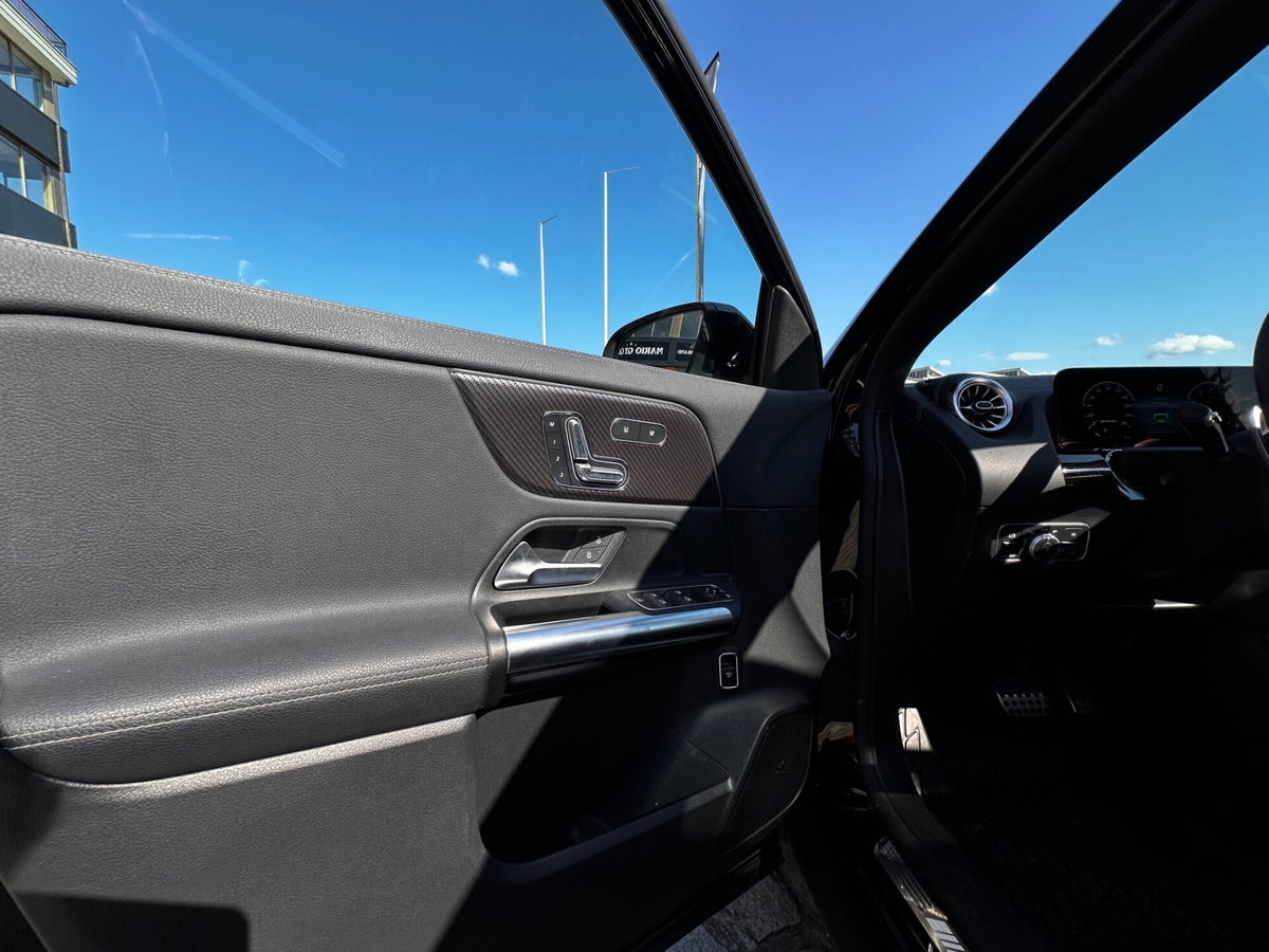Mercedes-Benz GLA SUV AMG 35 AMG Line Premium Plus 4matic auto (15)