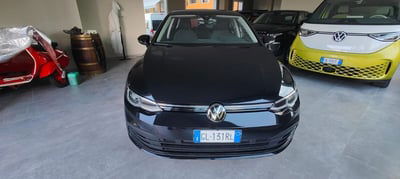 Volkswagen Golf 2.0 TDI DSG SCR Life usata