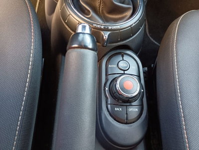 MINI Mini 1.5 Cooper D (15)