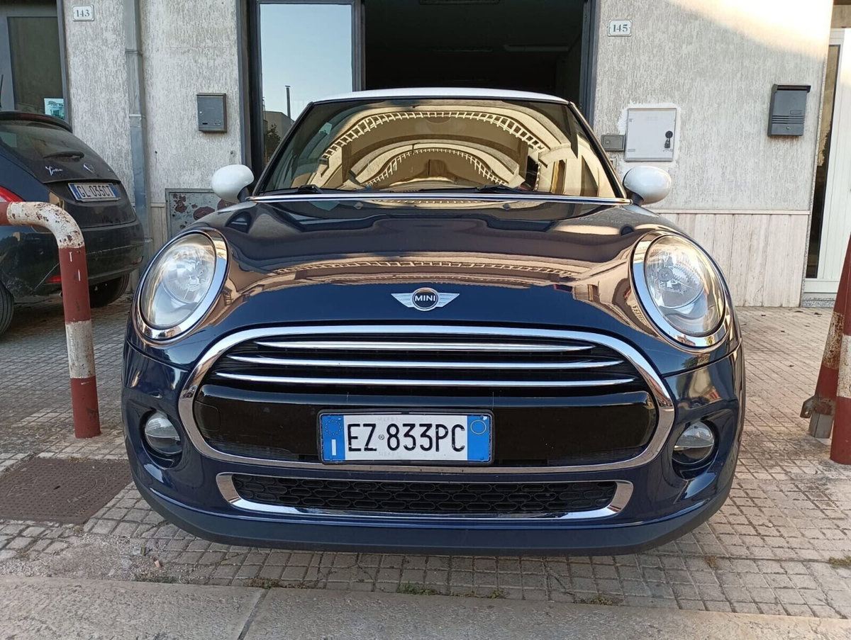 MINI Mini 1.5 Cooper D (2)