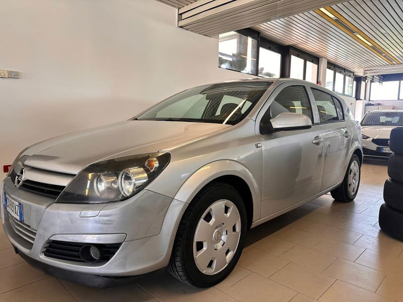 Opel Astra 1.7 CDTI 101CV 5 porte Cosmo