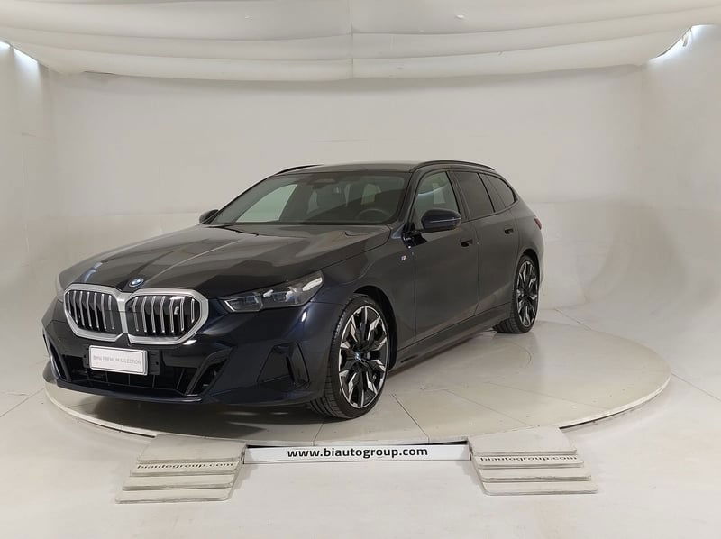 BMW i5 Touring edrive40