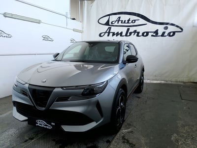 Alfa Romeo Junior 1.2 ibrida Speciale 145cv edct6 nuova
