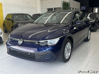 Volkswagen Golf 2.0 TDI DSG SCR Life usata