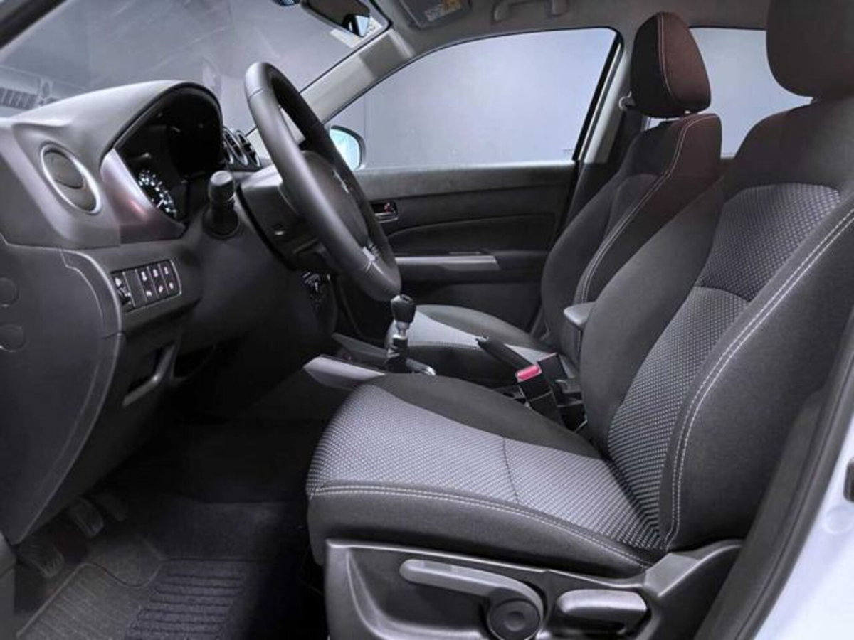 Suzuki Vitara 1.4 Hybrid 4WD AllGrip Easy Cool (9)