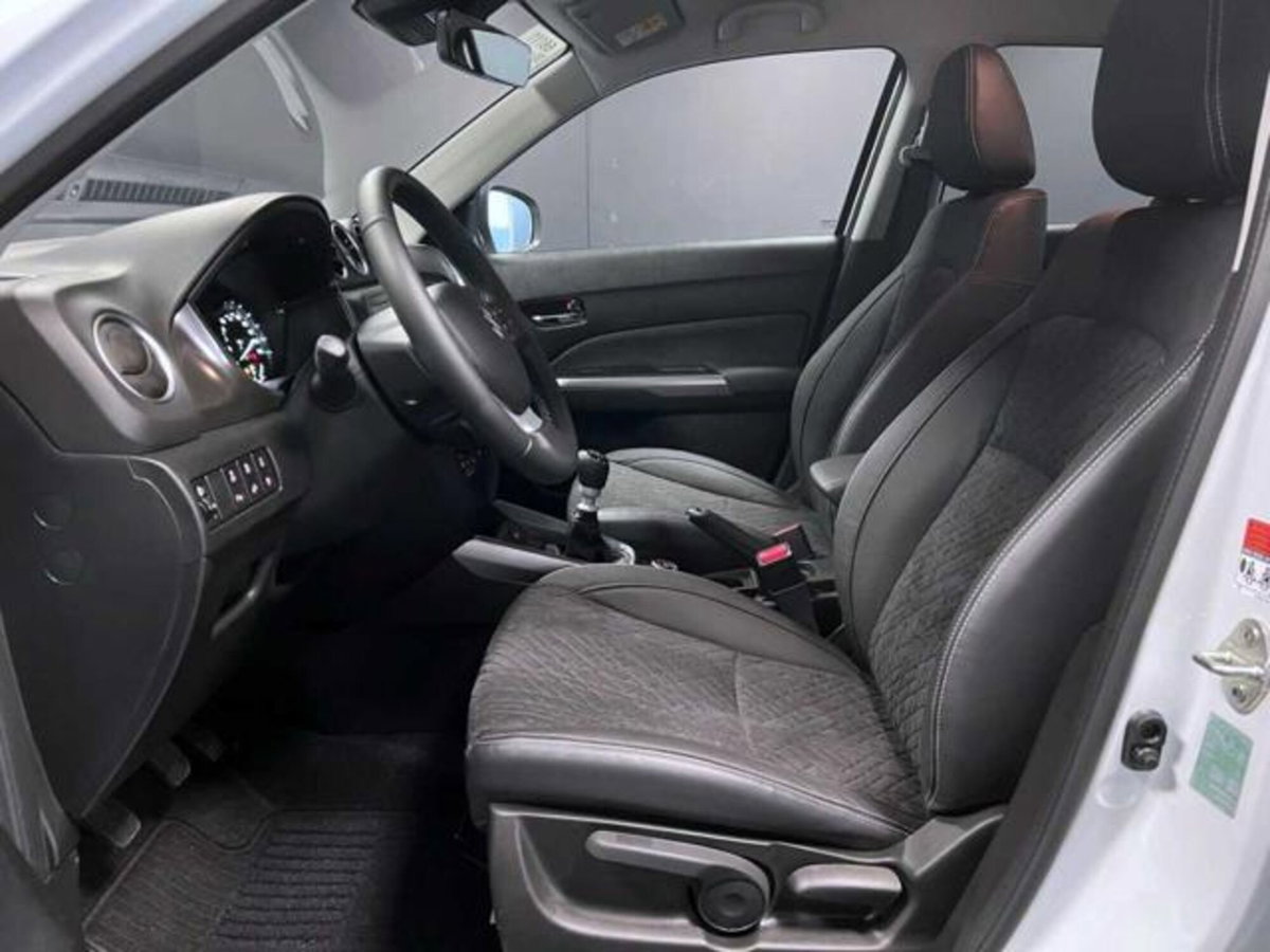 Suzuki Vitara 1.4 Hybrid 4WD AllGrip Easy Top (6)