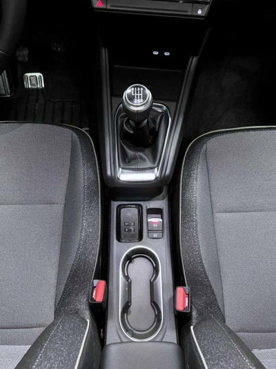 Renault Captur 1.0 eco-g Techno 100cv (15)