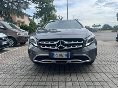 Mercedes-Benz GLA SUV 200 d Automatic 4Matic Sport (2)