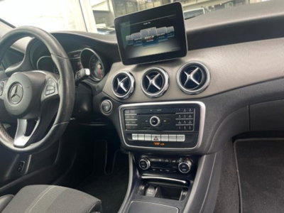 Mercedes-Benz GLA SUV 200 d Automatic 4Matic Sport (7)