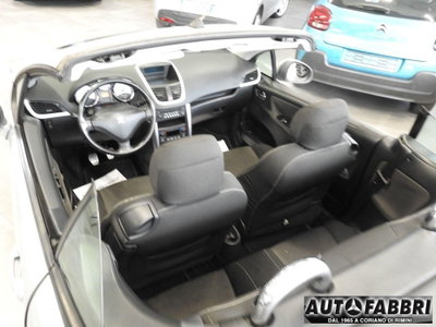 Peugeot 207 Cabrio HDi 110CV CC Féline (5)