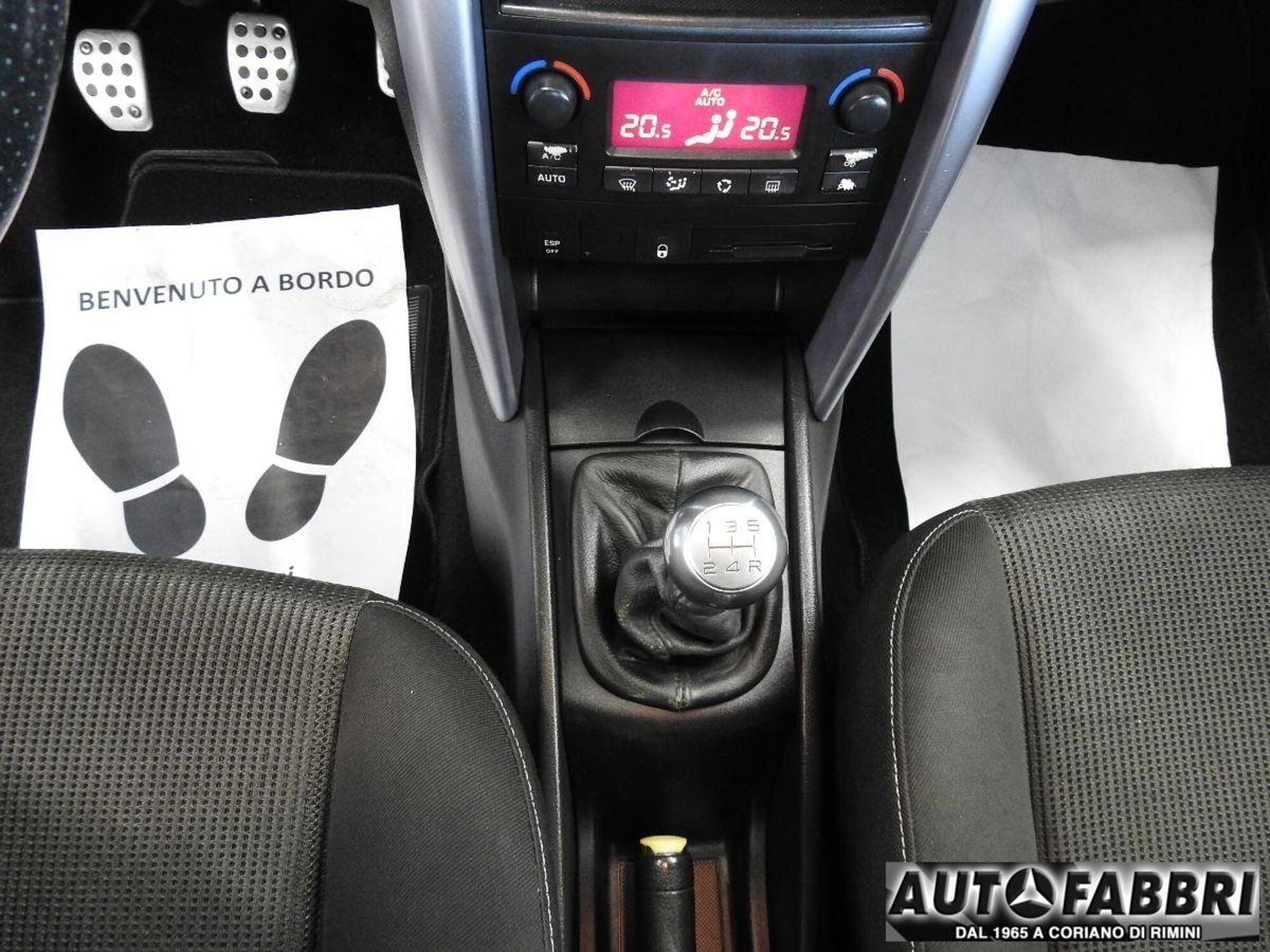 Peugeot 207 Cabrio HDi 110CV CC Féline (7)