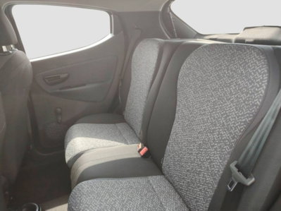Lancia Ypsilon 1.0 FireFly 5 porte S&S Hybrid Silver Plus (13)