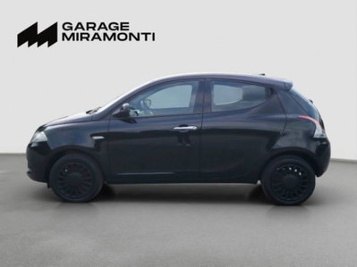 Lancia Ypsilon 1.0 FireFly 5 porte S&S Hybrid Silver Plus (3)