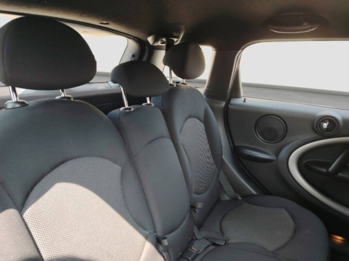 MINI Mini Countryman 1.6 Cooper D Countryman (19)