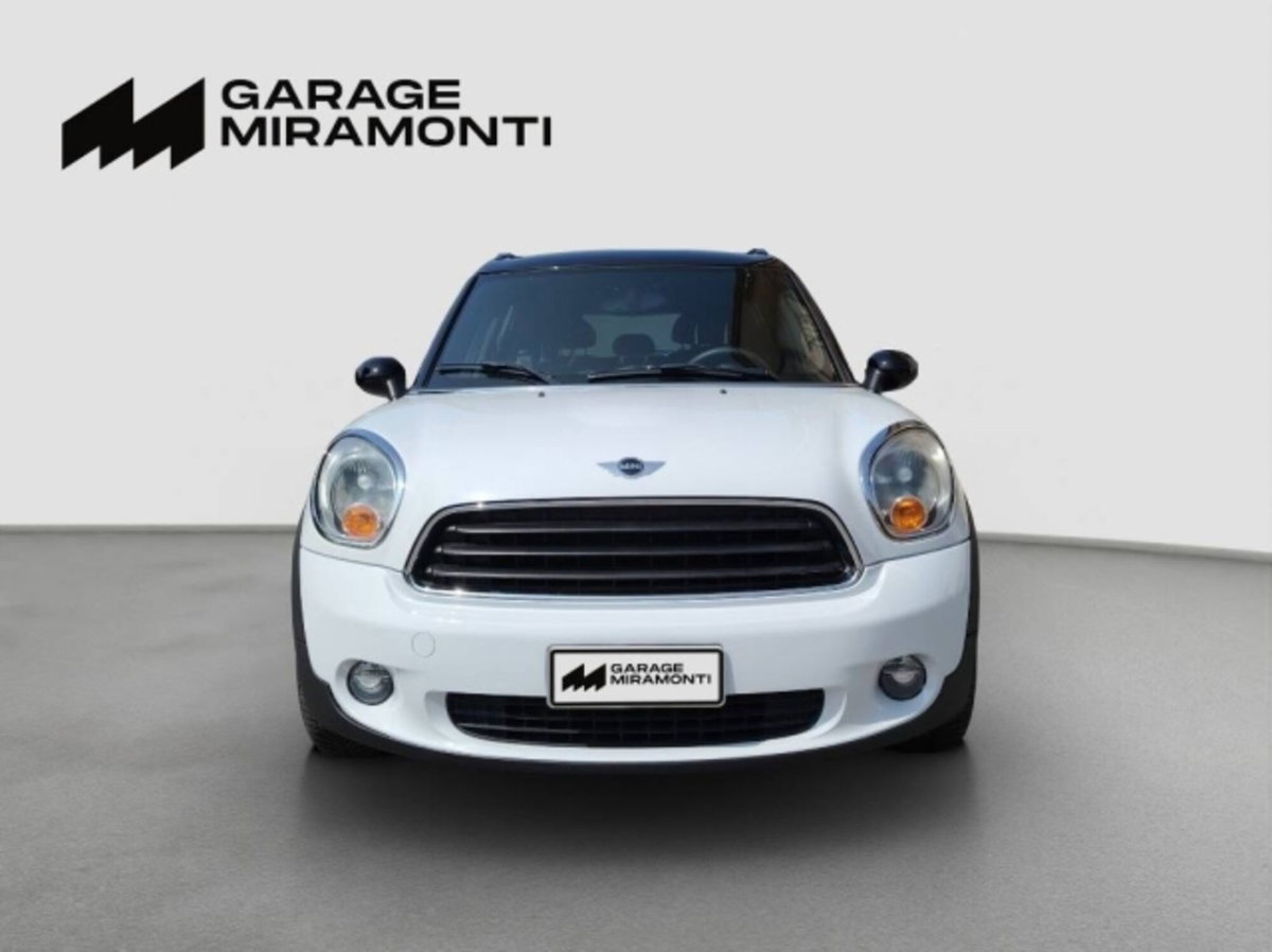 MINI Mini Countryman 1.6 Cooper D Countryman (2)