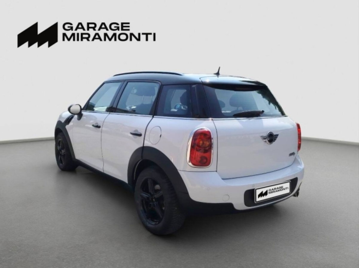 MINI Mini Countryman 1.6 Cooper D Countryman (4)
