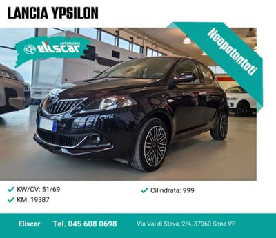 Lancia Ypsilon 1.0 FireFly 5 porte S&S Hybrid Ecochic A. Ferretti usata
