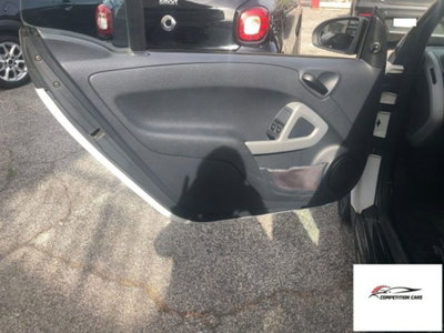 smart Fortwo 1000 52 kW MHD coupé passion (5)