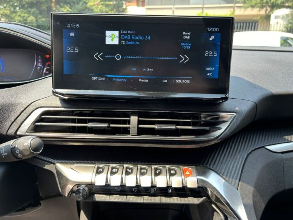 Peugeot 5008 1.5 bluehdi Allure Pack s&s 130cv eat8 (10)