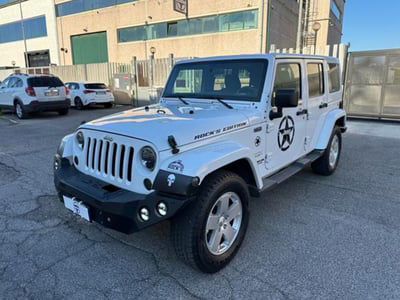 Jeep Wrangler Unlimited 2.8 CRD DPF Sahara Auto usata