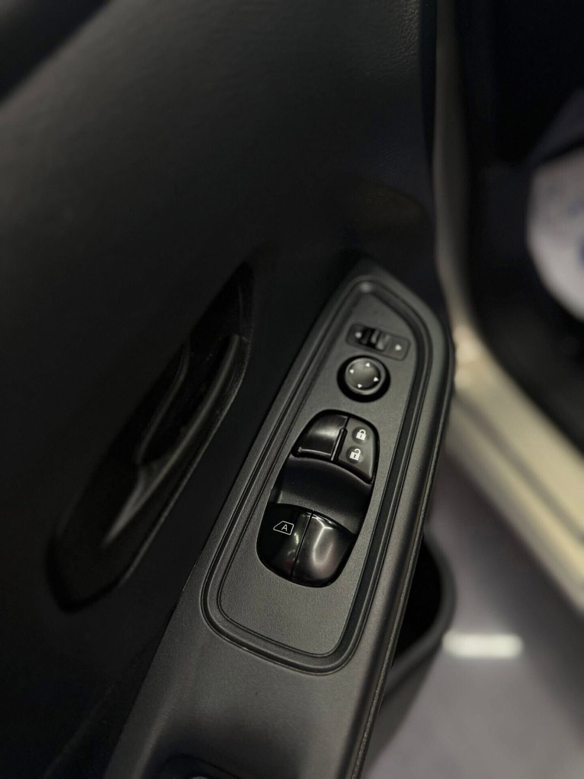 Nissan Micra IG-T 92 GPL 5 porte Eco N-Design (14)